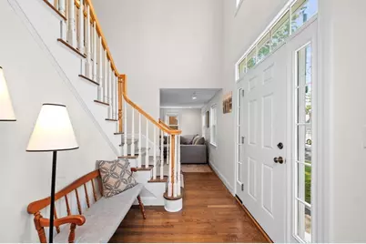 94 Holly Hill Cir, Weymouth, MA 02190 - Photo 3