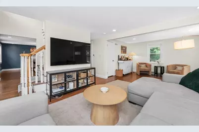 94 Holly Hill Cir, Weymouth, MA 02190 - Photo 11