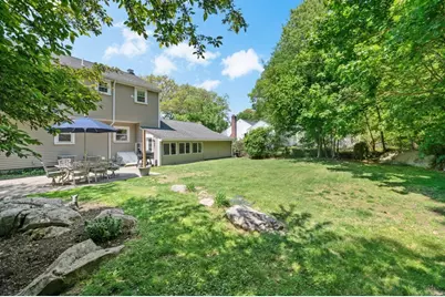94 Holly Hill Cir, Weymouth, MA 02190 - Photo 27