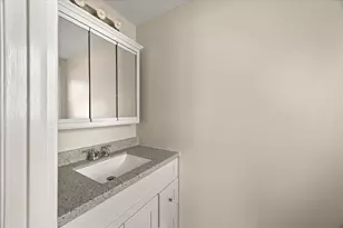 18 Pearl St, Taunton, MA 02780 - Photo 25