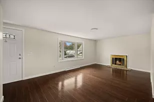 18 Pearl St, Taunton, MA 02780 - Photo 9