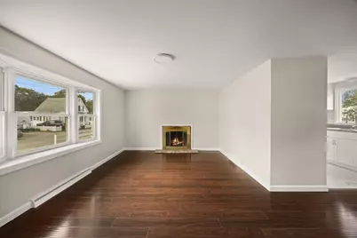 18 Pearl St, Taunton, MA 02780 - Photo 9