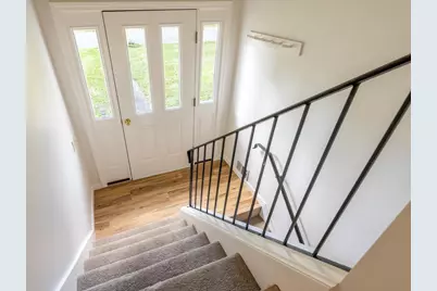 8 Coach Ln, Amherst, MA 01002 - Photo 17