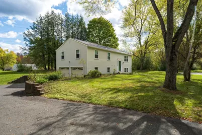 8 Coach Ln, Amherst, MA 01002 - Photo 25