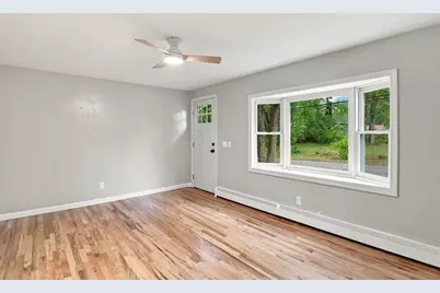 7 Earl Rd, Plymouth, MA 02360 - Photo 5
