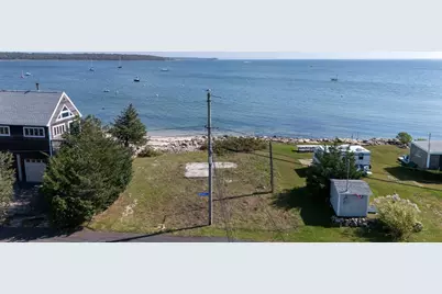 17 Shore Dr, Fairhaven, MA 02719 - Photo 3