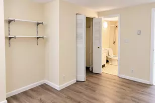 11 Grove St, Boston, MA 02114 - Photo 3