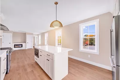 26 Friend Street #B, Amesbury, MA 01913 - Photo 5