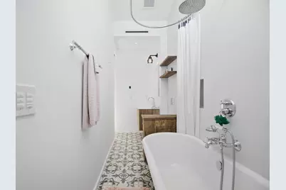 70 Myrtle St, Boston, MA 02114 - Photo 31