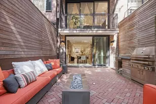 70 Myrtle St, Boston, MA 02114 - Photo 9