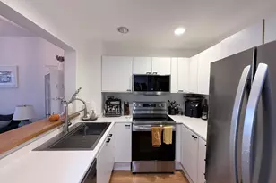 1241 Adams St, Boston, MA 02124 - Photo 9