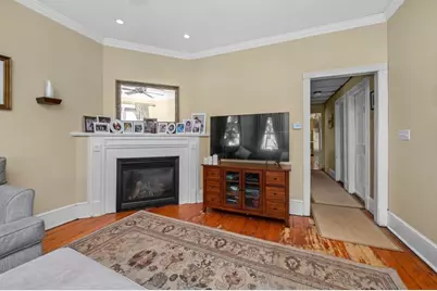 683 East 5th St, Boston, MA 02127 - Photo 7