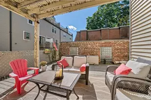 683 E 5th St, Boston, MA 02127 - Photo 13