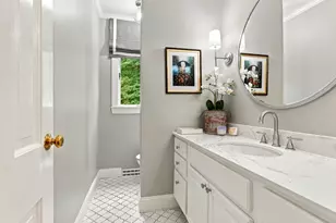 172 Country Dr, Weston, MA 02493 - Photo 29