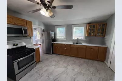 395 West Main St #2, Avon, MA 02322 - Photo 3