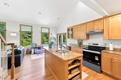 25 West St, Foxboro, MA 02035 - Photo 27
