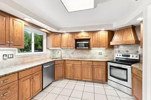 25 West St, Foxboro, MA 02035 - Photo 9
