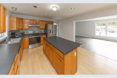 18-A Kennebec Street, Worcester, MA 01606 - Photo 15