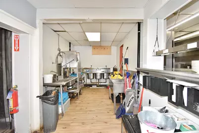 664-668 Page Blvd, Springfield, MA 01104 - Photo 15