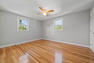 13 Gregg St, Woburn, MA 01801 - Photo 11