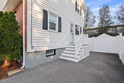 13 Gregg Street, Woburn, MA 01801 - Photo 33