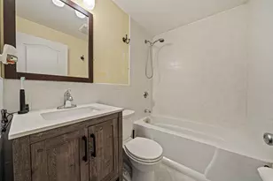 247 Howard St, Brockton, MA 02302 - Photo 13
