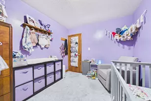 34 Dunbar St, New Bedford, MA 02740 - Photo 17