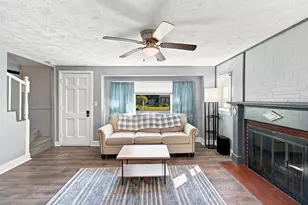42 7 Mile River Dr, Attleboro, MA 02703 - Photo 7