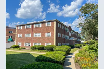 5 Cass St #1, Boston, MA 02132 - Photo 9