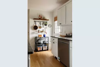 15 Parkers Ln #1, Waltham, MA 02453 - Photo 9