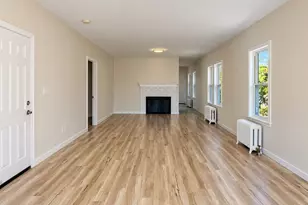 22 Colonial Rd, Worcester, MA 01602 - Photo 3