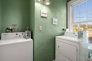 107 Vernon St, Worcester, MA 01610 - Photo 31