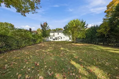 18 Elmcrest Road, North Andover, MA 01845 - Photo 35