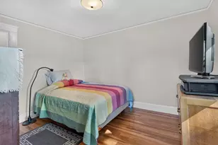 81 Chandler Rd, Medford, MA 02155 - Photo 19