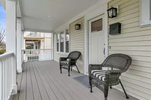 2031 Commonwealth, Newton, MA 02466 - Photo 3