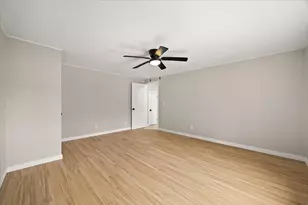 1649 Rodman St, Fall River, MA 02721 - Photo 25