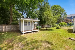 1649 Rodman St, Fall River, MA 02721 - Photo 5