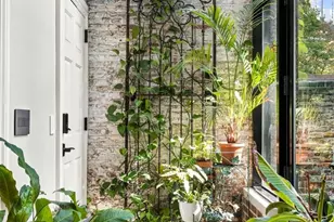 11 Chestnut St, Boston, MA 02108 - Photo 13