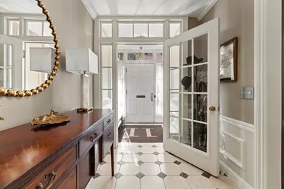 11 Chestnut Street, Boston, MA 02108 - Photo 25