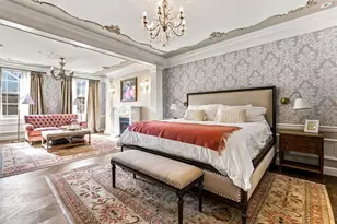 11 Chestnut St, Boston, MA 02108 - Photo 17