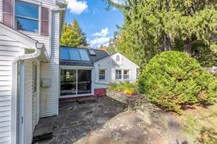 18 Dana St, Amherst, MA 01002 - Photo 3