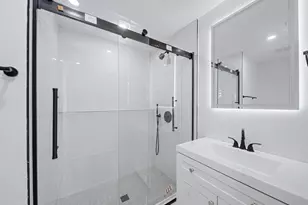 4164 Washington St, Boston, MA 02131 - Photo 21