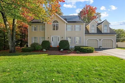 38 Hemlock Dr, Northborough, MA 01532 - Photo 1