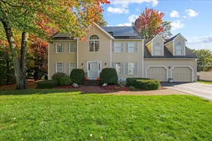 38 Hemlock Dr, Northborough, MA 01532 - Photo 1