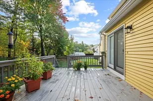 38 Hemlock Dr, Northborough, MA 01532 - Photo 3