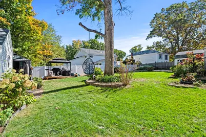 4 Hayward Pl, Hudson, NH 03051 - Photo 39