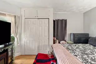 562 Newport Ave, Attleboro, MA 02703 - Photo 17
