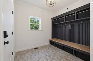 15 Wellesley Ave, Burlington, MA 01803 - Photo 9