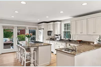 10 Emerald Rd, Nahant, MA 01908 - Photo 9