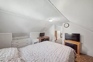 8 1st St, Malden, MA 02148 - Photo 19